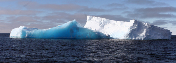 Blue Iceberg 4 3_IMG_8875