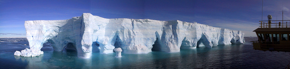 March-5-iceberg EAM 2001